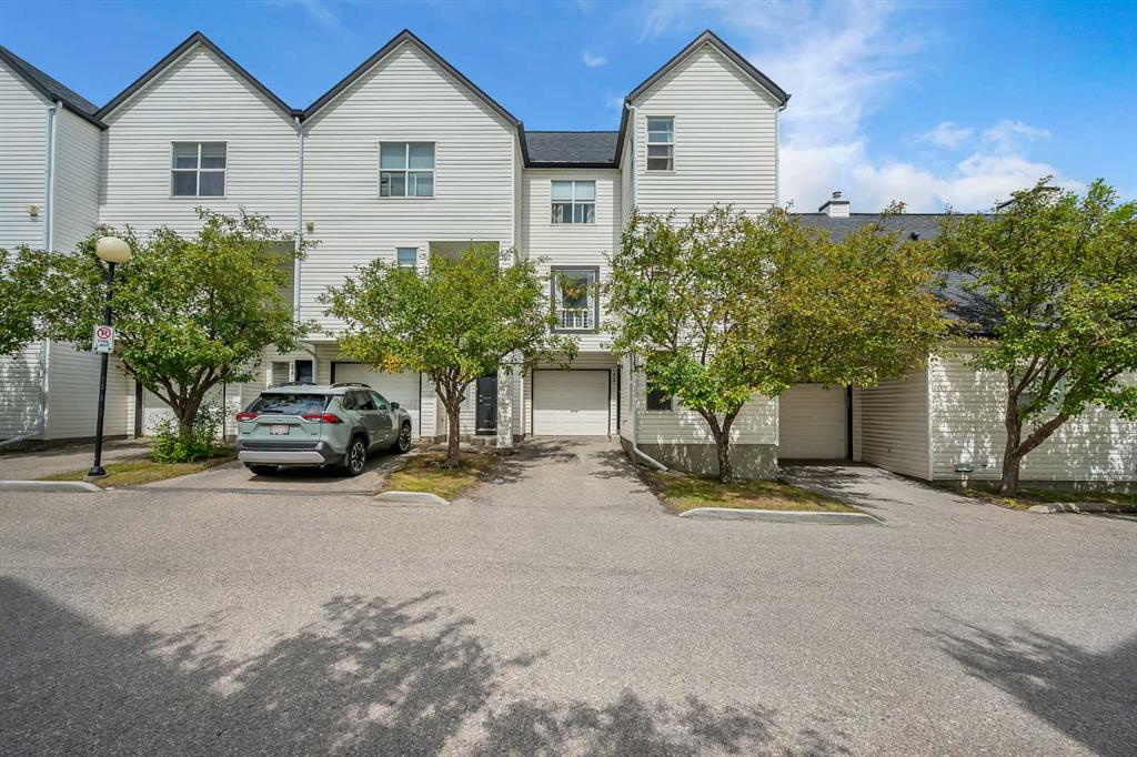 13, 200 Hidden Hills Terrace NW, A2335914, Alberta,