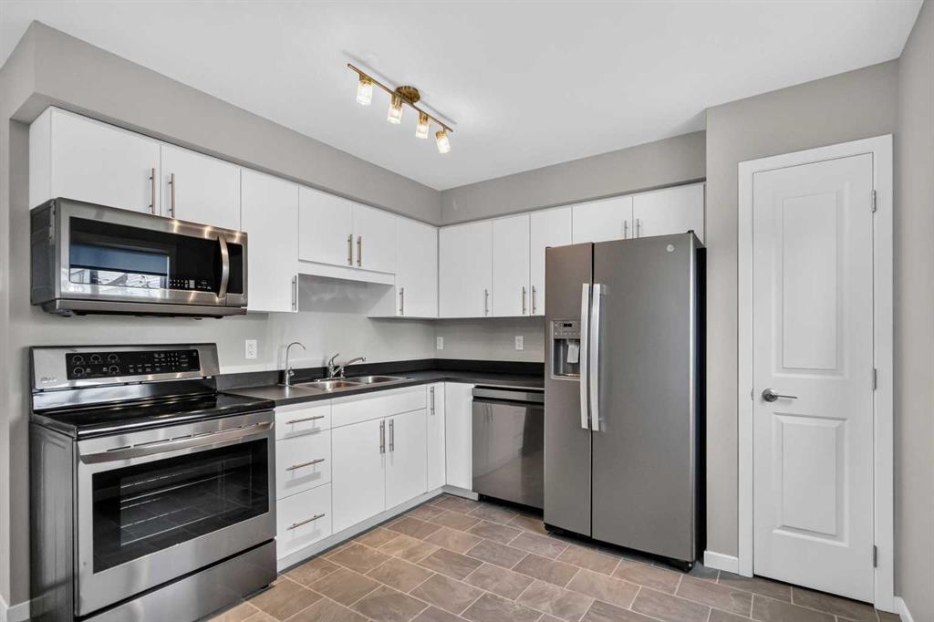 Fourth View of 25, 711 Beacon Hill  , Beacon Hill, Fort McMurray, Alberta, T9H 3R5