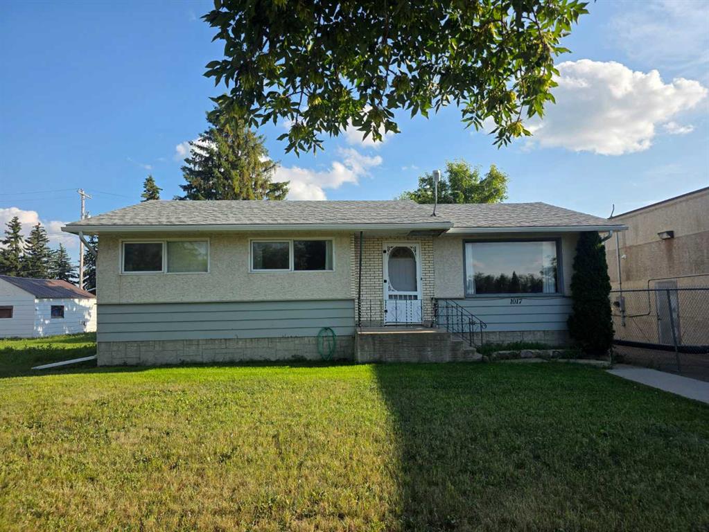 1017 12 Avenue , A2335957, Alberta,