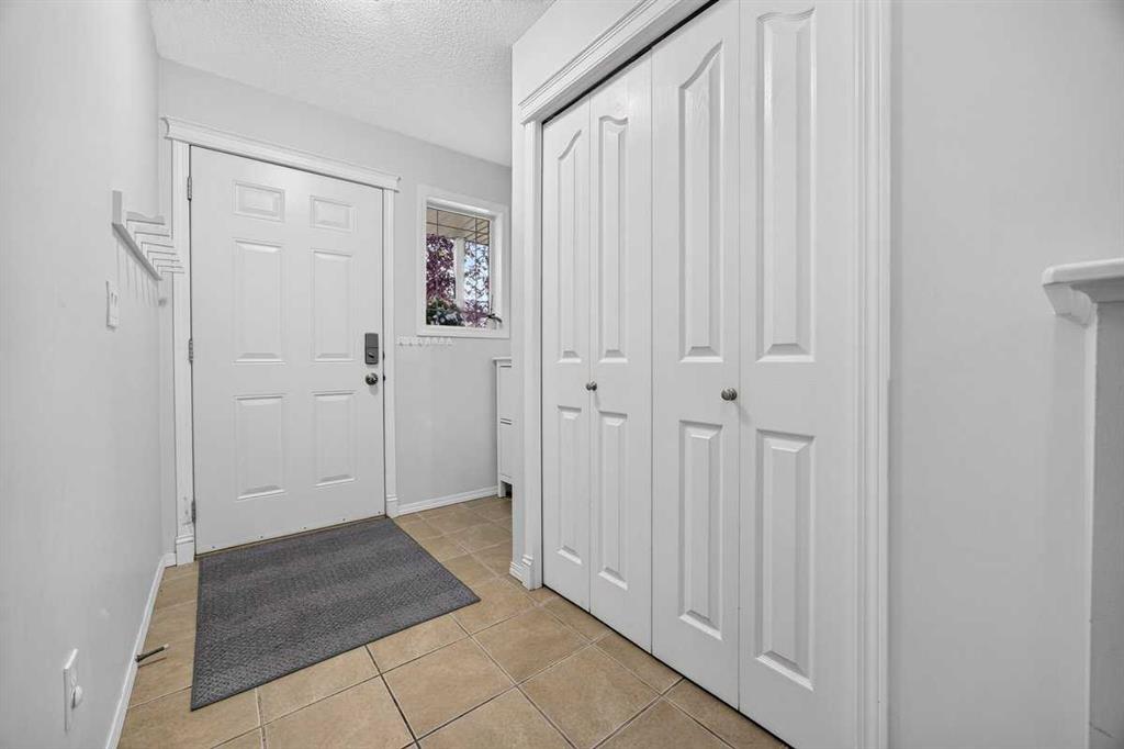 Fifth View of 211 Bayside Point SW, Bayside, Airdrie, Alberta, T4B 2X6