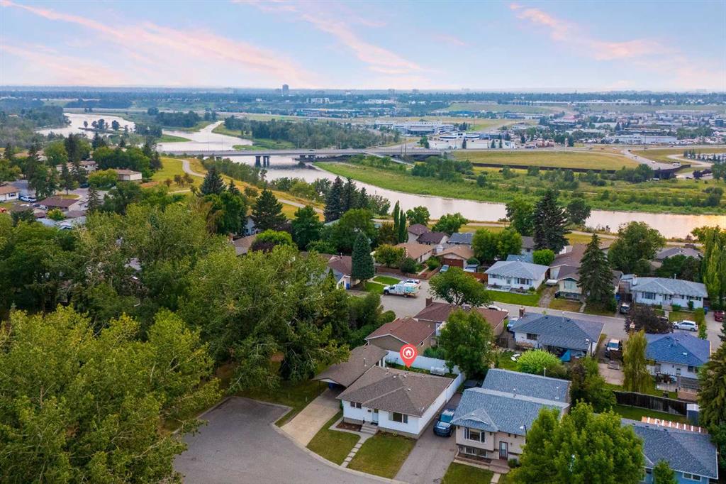 239 Lynnover Place SE, A2336066, Alberta,