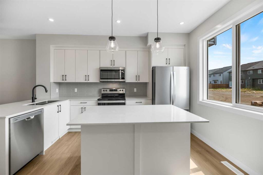 17 Savanna Place NE, A2336152, Alberta,