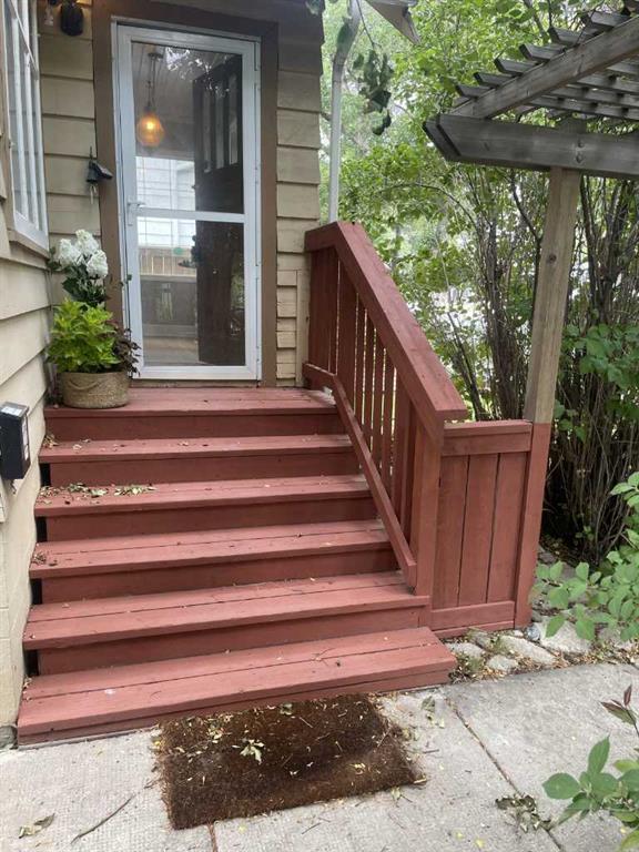 Fourth View of 429 10 Street NE, Bridgeland/Riverside, Calgary, Alberta, T2E 4M2