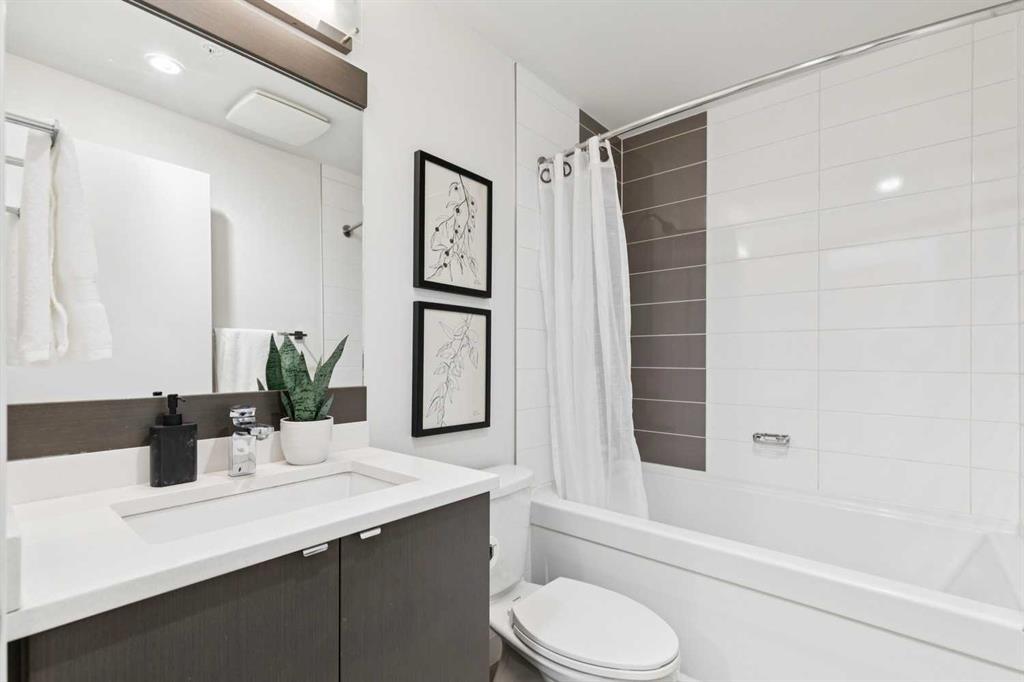 Fourth View of 208, 323 20 Avenue SW, Mission, Calgary, Alberta, T2S 0E5