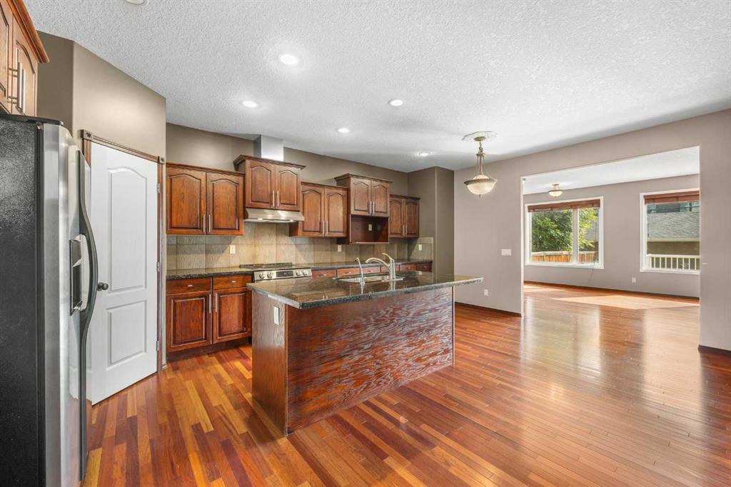 Third View of 3906 2 Street NW, Highland Park, Calgary, Alberta, T2K 0Y6