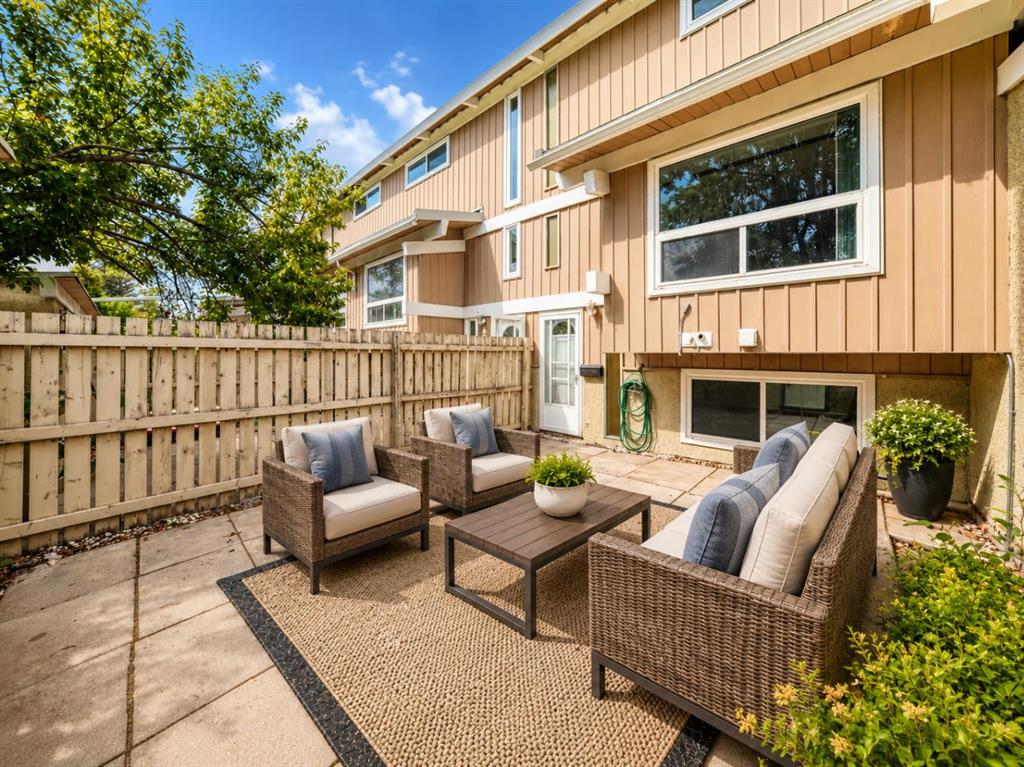 Third View of 403, 11010 Bonaventure Drive SE, Willow Park, Calgary, Alberta, T2J3A8