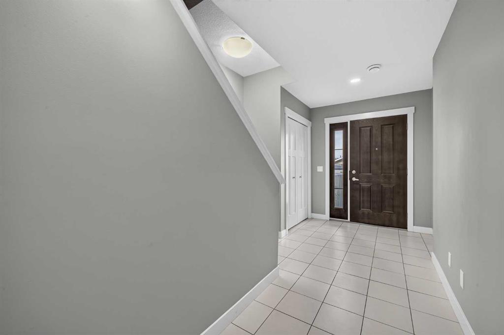 Fourth View of 905 Evanston Manor NW, Evanston, Calgary, Alberta, T3P 0R9