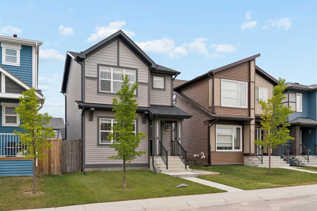 Third View of 848 Chinook Gate Parade SW, Chinook Gate, Airdrie, Alberta, T0M 0E0