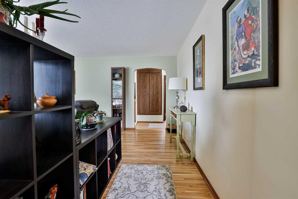 Fourth View of 1323 3A Avenue N, Westminster, Lethbridge, Alberta, T1H 0K1