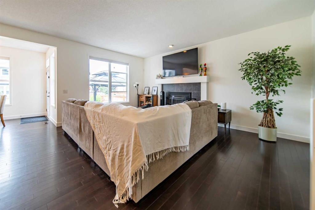 Fourth View of 83 Auburn Glen Lane SE, Auburn Bay, Calgary, Alberta, T3M 0P9