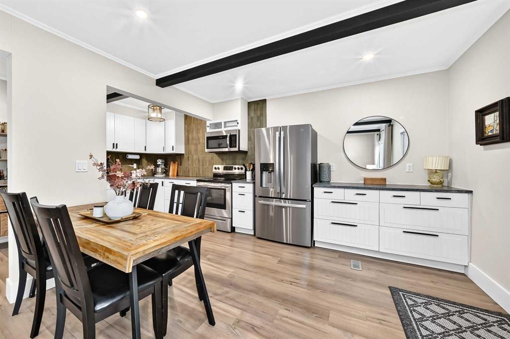 Fifth View of 1702, 11010 Bonaventure Drive SE, Willow Park, Calgary, Alberta, T2J 3A8