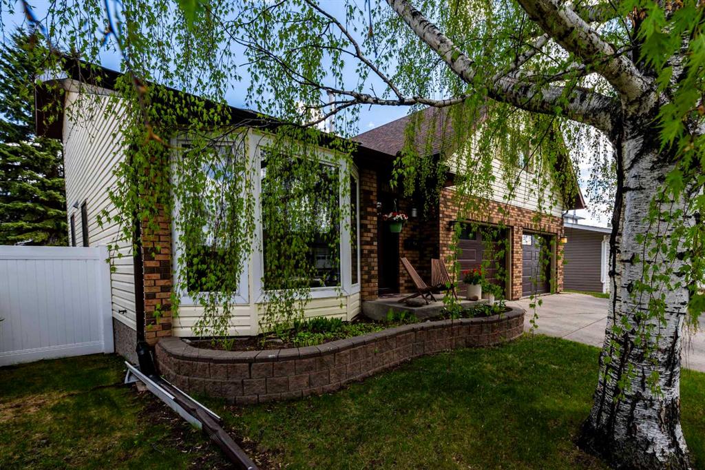Third View of 19 Maxwell Avenue , Morrisroe Extension, Red Deer, Alberta, T4R 1P3