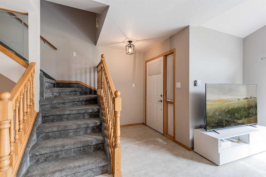 Fifth View of 502, 165 South Ridge Drive SE, SE Southridge, Medicine Hat, Alberta, T1B 4H6