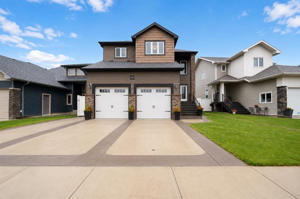 38 Sterling Link SE, A2336587, Alberta,
