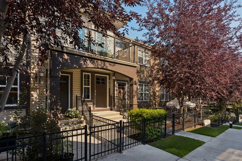 Second View of 945 Mckenzie Towne Manor SE, McKenzie Towne, Calgary, Alberta, T2Z 1E1