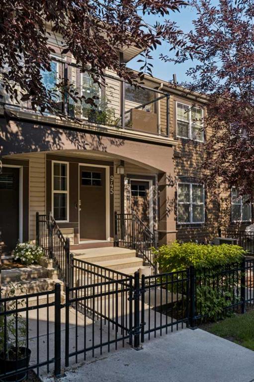 Third View of 945 Mckenzie Towne Manor SE, McKenzie Towne, Calgary, Alberta, T2Z 1E1