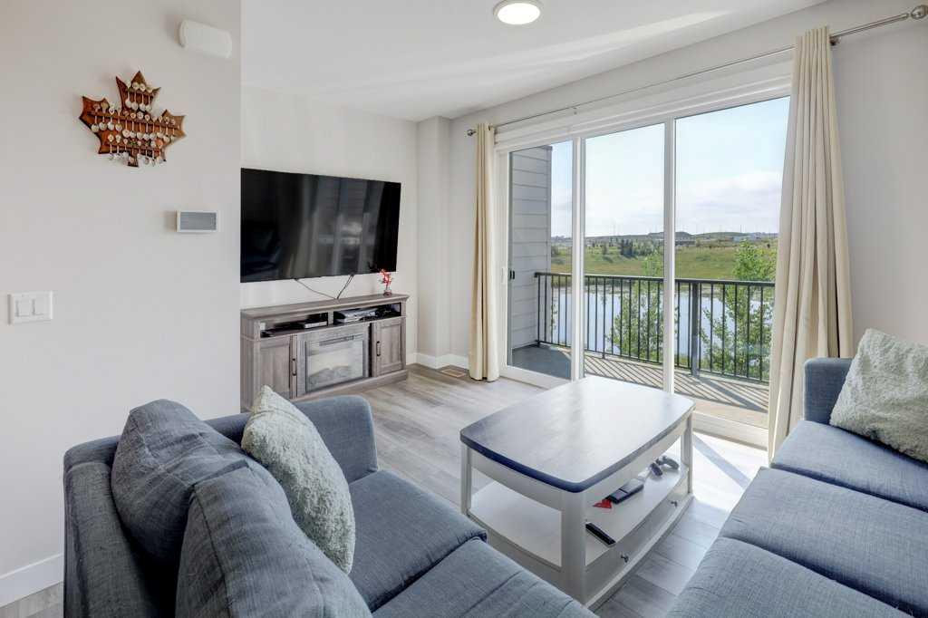 Fifth View of 305 Skyview Ranch Circle NE, Skyview Ranch, Calgary, Alberta, T3N 1Y8