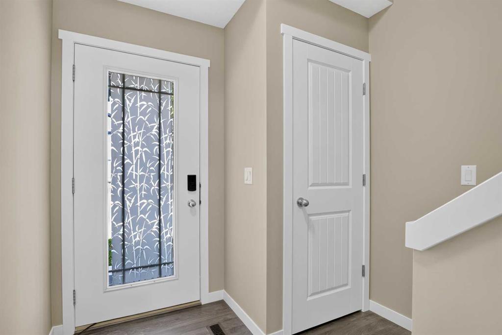 Fifth View of 445 Copperpond Landing SE, Copperfield, Calgary, Alberta, T2Z 1G6