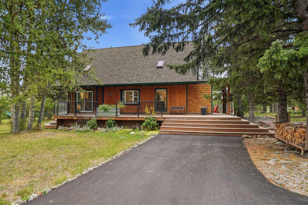 725 Calkins Place , A2336608, Alberta,