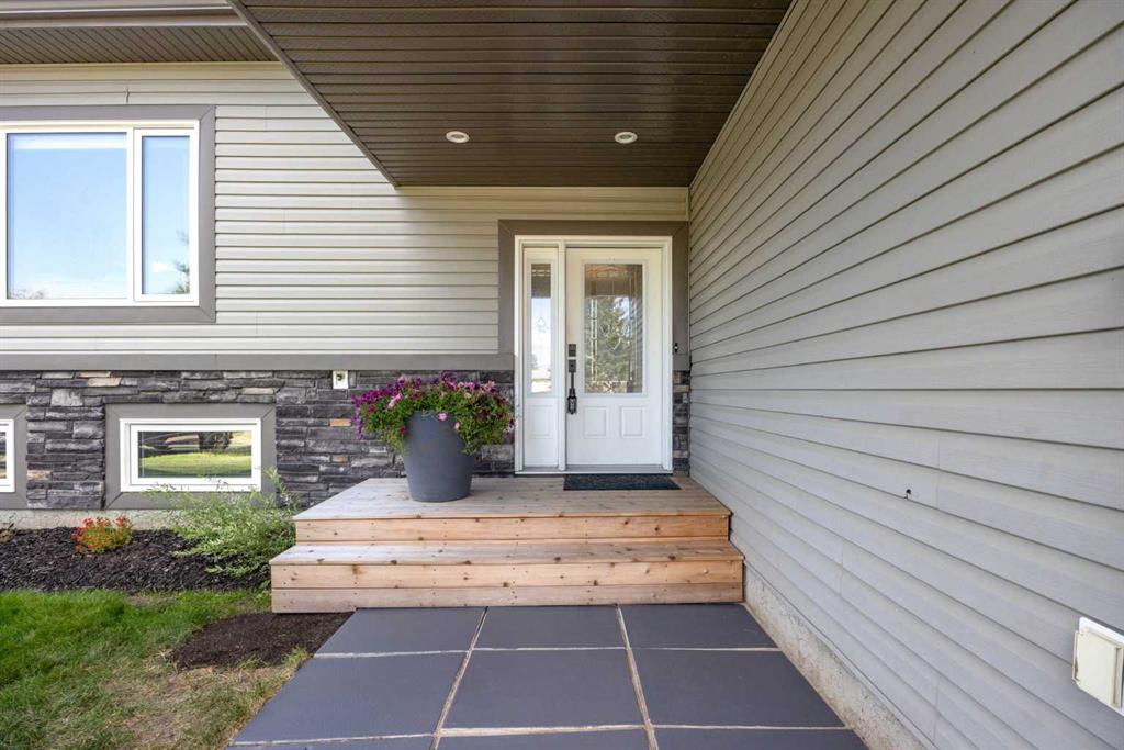 Third View of 176 Brett Drive , Timberlea, Fort McMurray, Alberta, T9K 2G6