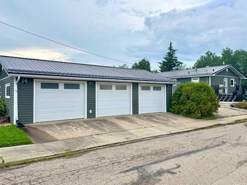 510 4 Street E.  , A2336759, Alberta,