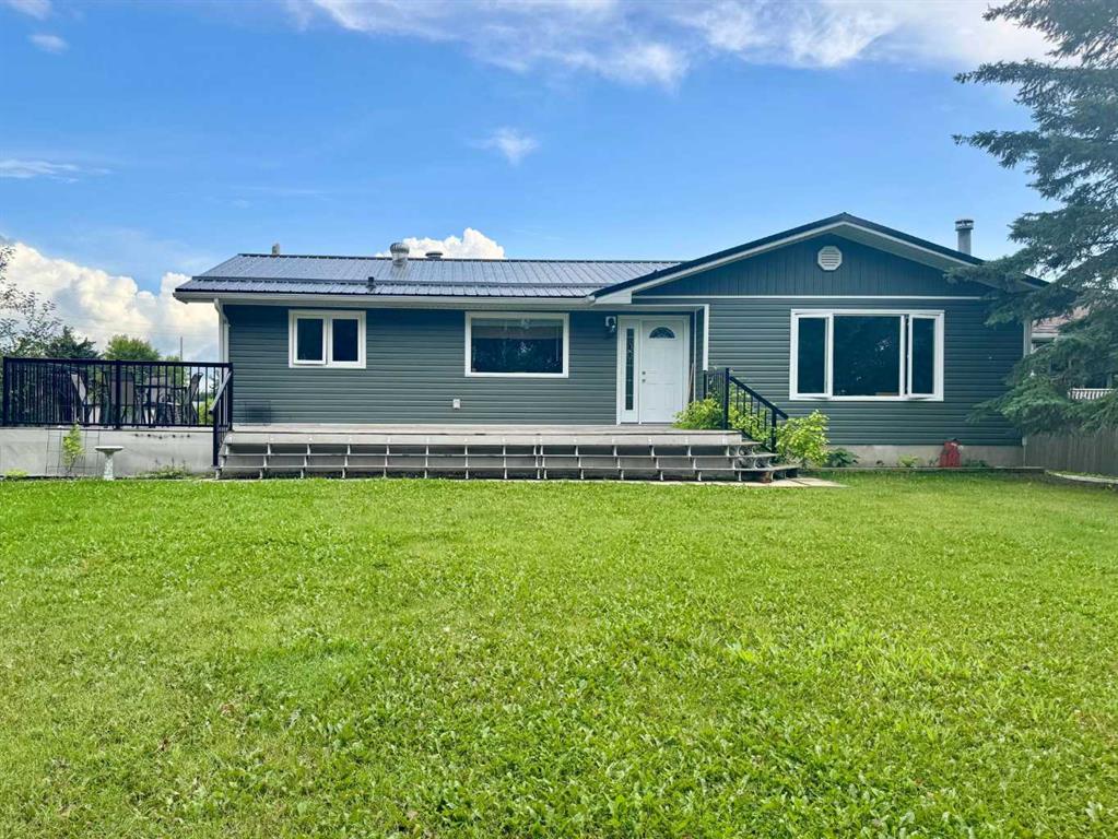 Fourth View of 510 4 Street E.  , NONE, McLennan, Alberta, T0H 2L0