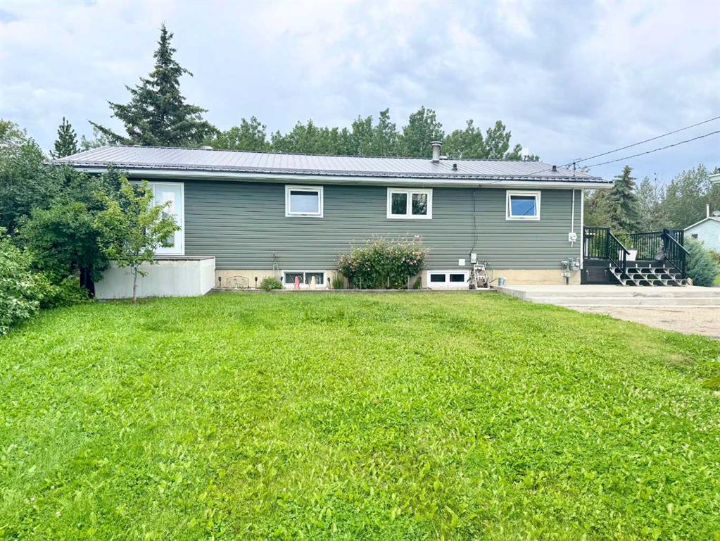 Fifth View of 510 4 Street E.  , NONE, McLennan, Alberta, T0H 2L0