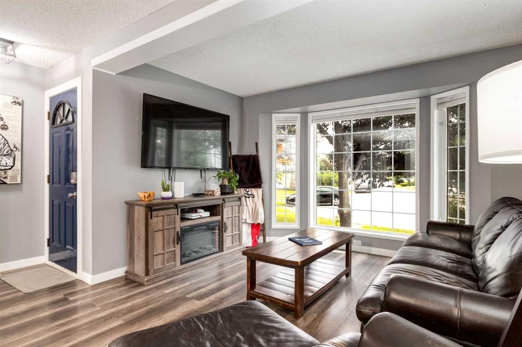 Fifth View of 339 Coverdale Court NE, Coventry Hills, Calgary, Alberta, T4K 4J8