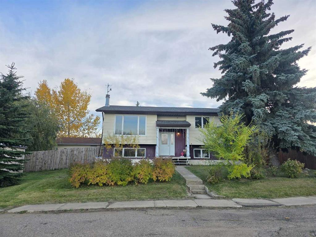 3 Lawley Avenue , A2336823, Alberta,