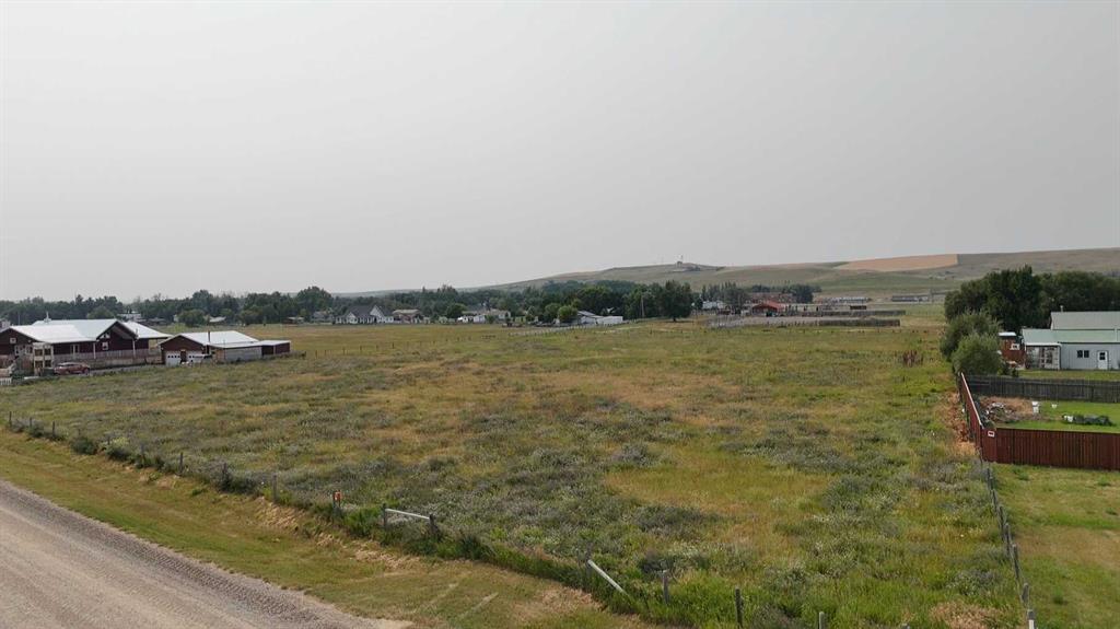 On 2 Street E, A2336827, Alberta,