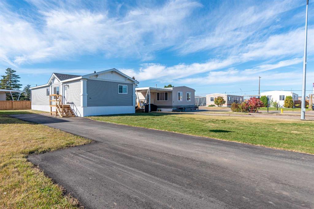 Fifth View of 96, 5308 57 Street , North Lloydminster, Lloydminster, Alberta, T9V 2A3