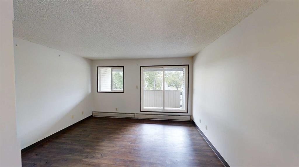 Fifth View of 201, 5117 44 Street , NONE, High Prairie, Alberta, T0G1E0