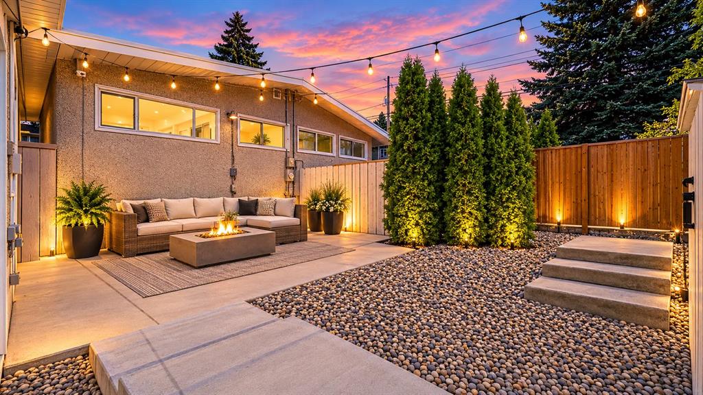 Third View of 727 67 Avenue SW, Kingsland, Calgary, Alberta, T2V 0M4