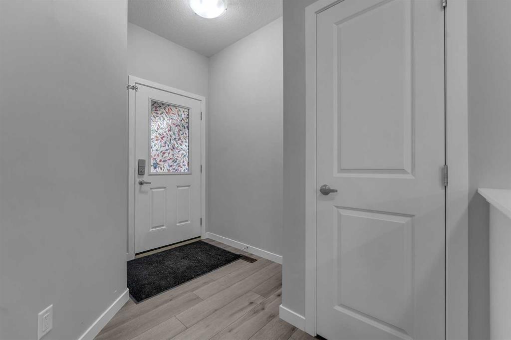 Fifth View of 217 Lucas Crescent NW, Livingston, Calgary, Alberta, T3P 1M8