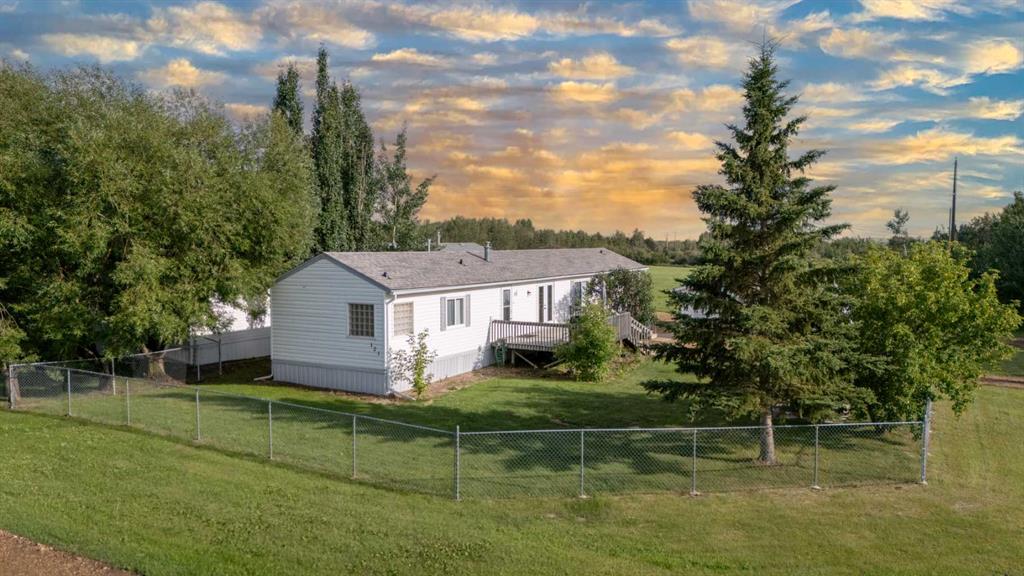 Third View of 121 Lindgren Street , Ferintosh, Ferintosh, Alberta, T0B 1M0
