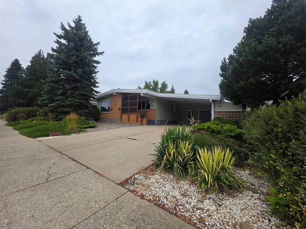 Fourth View of 1425 Scenic Drive S, Agnes Davidson, Lethbridge, Alberta, T1K 1M4