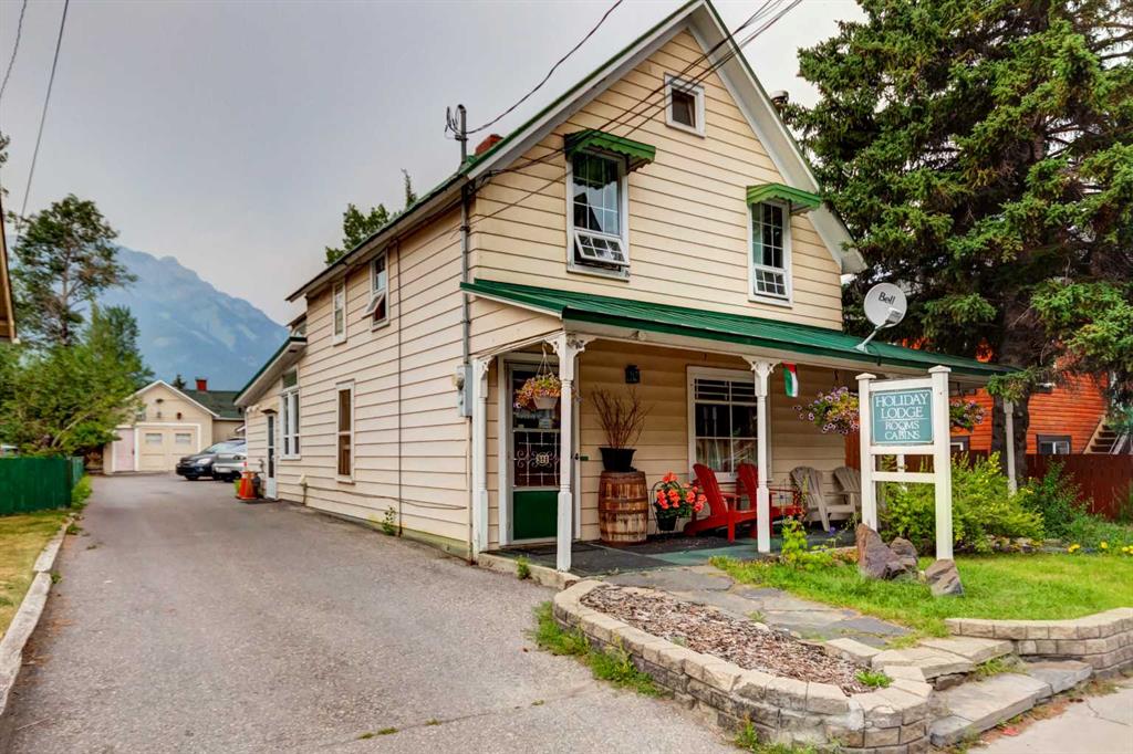 311 Marten Street , A2337034, Alberta,