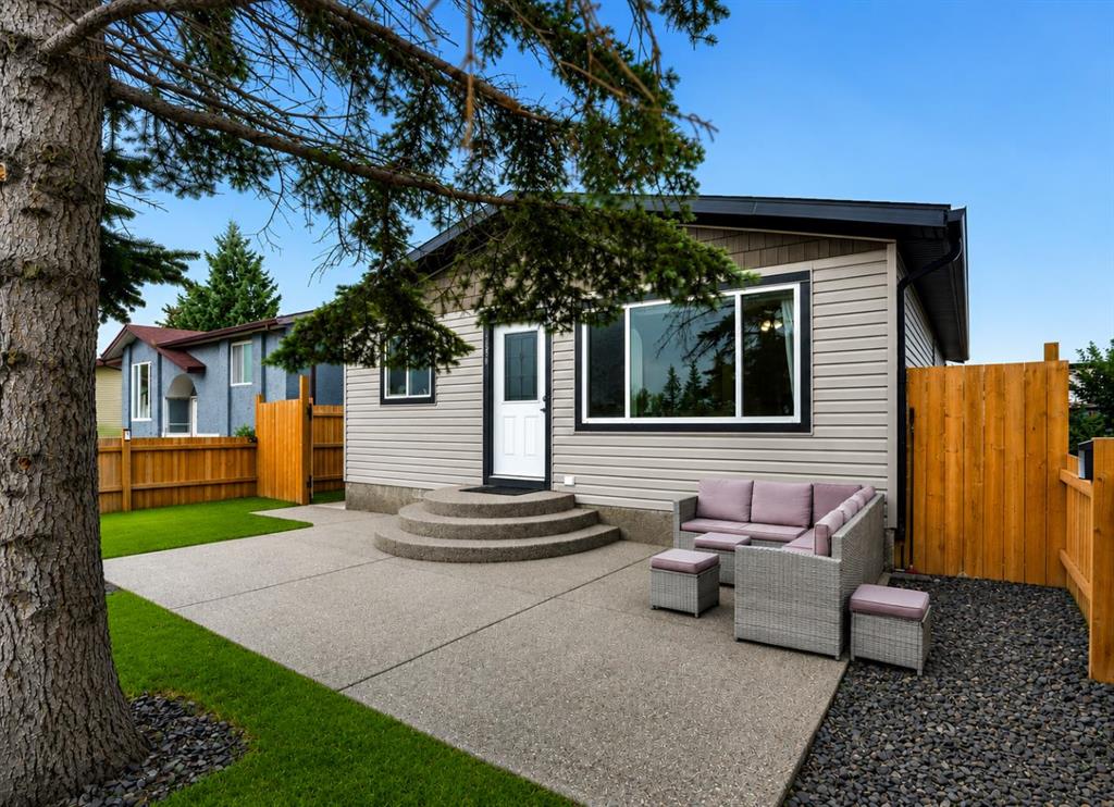 896 Rundlecairn Way NE, A2337068, Alberta,