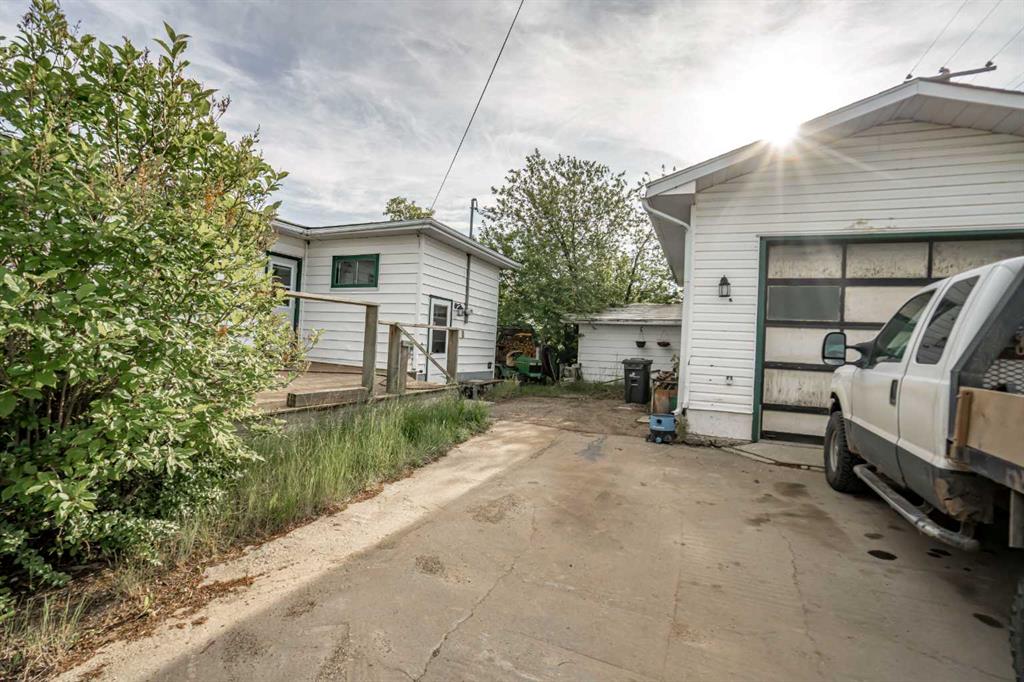 Third View of 9702 100 Ave  , NONE, Nampa, Alberta, T0H 2R0