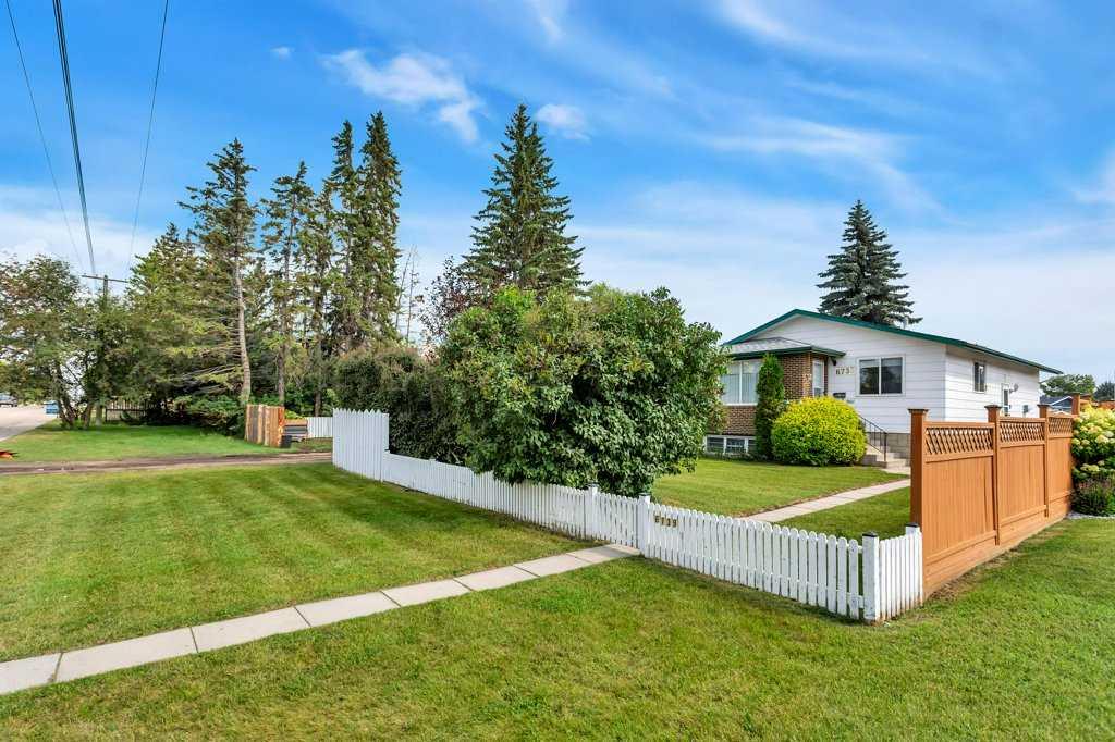 Third View of 6739 59th Avenue , Normandeau, Red Deer, Alberta, T4P 1B1
