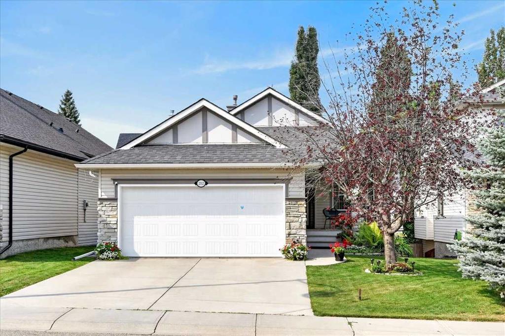 Main View of 212 Cresthaven Place SW, Crestmont, Calgary, Alberta, T3B 5W4