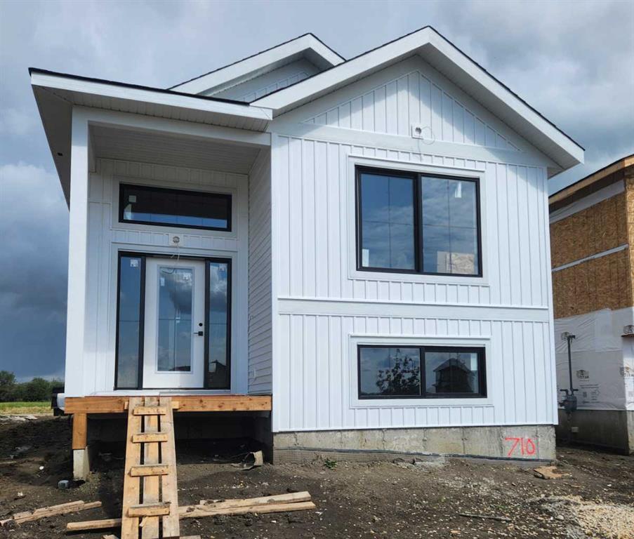 8646 Copperwood Road , A2337145, Alberta,