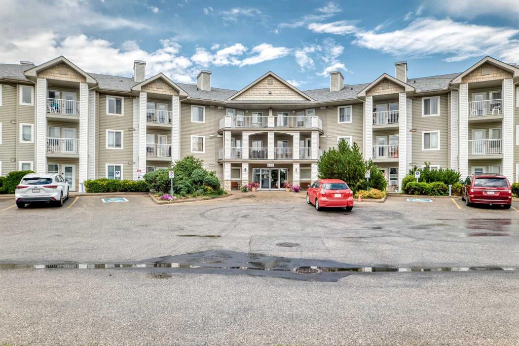 Second View of 3337, 6818 Pinecliff Grove NE, Pineridge, Calgary, Alberta, T1Y7L2