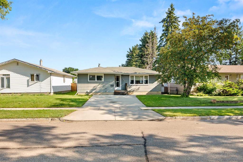 Second View of 4804 38 Street , Larsen Grove, Lloydminster, Saskatchewan, S9V 0B3