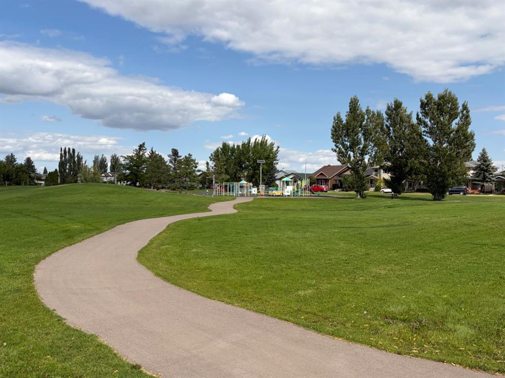 Third View of 94 Fairmont Garden Road S, Fairmont, Lethbridge, Alberta, T1K 7L2