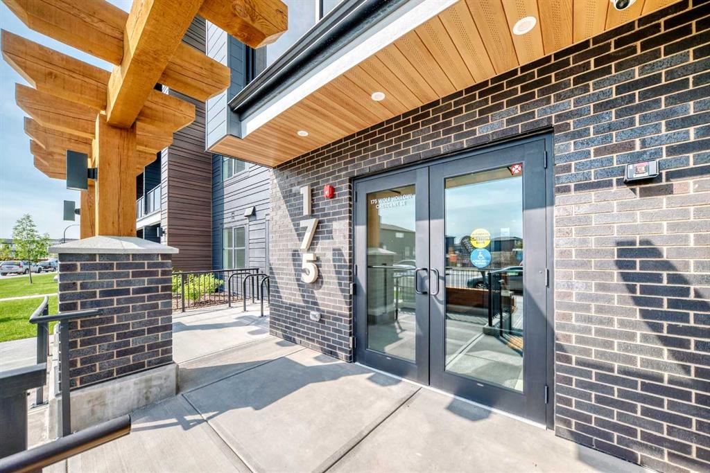 MLS® listing #114939260 for sale located at 115, 175 Wolf Hollow Crescent SE