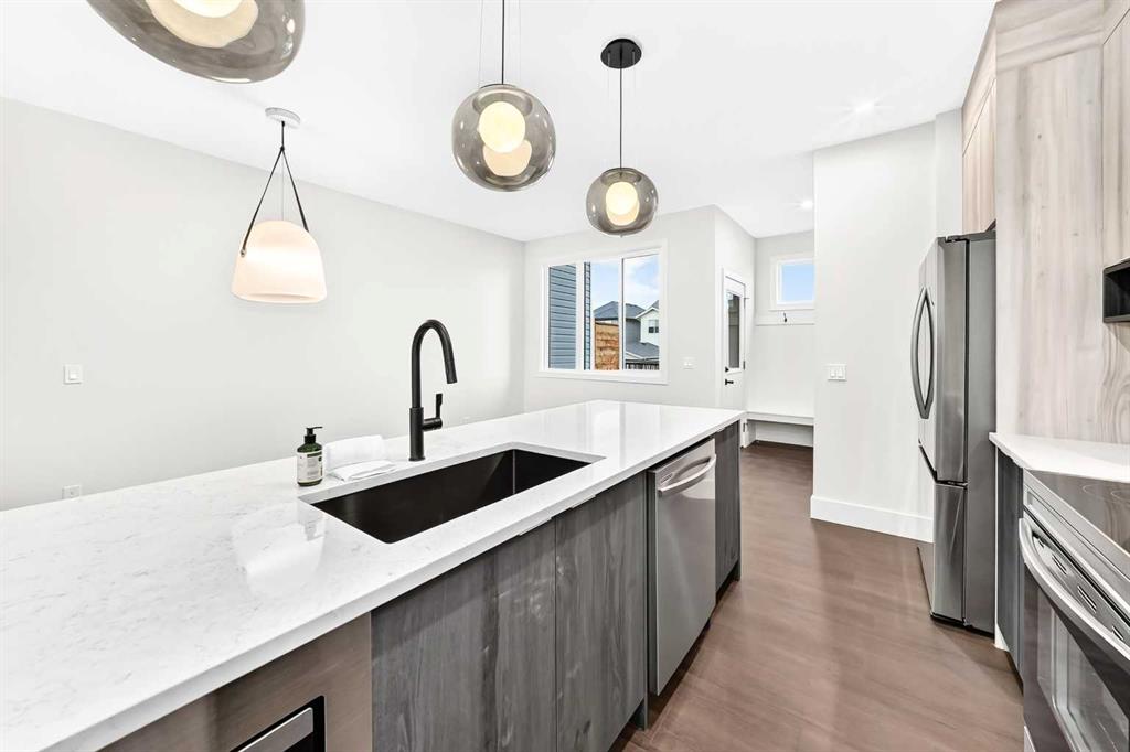 Fifth View of 2473 Creeker Lane , Cobblestone Creek, Airdrie, Alberta, T4B 5Z7