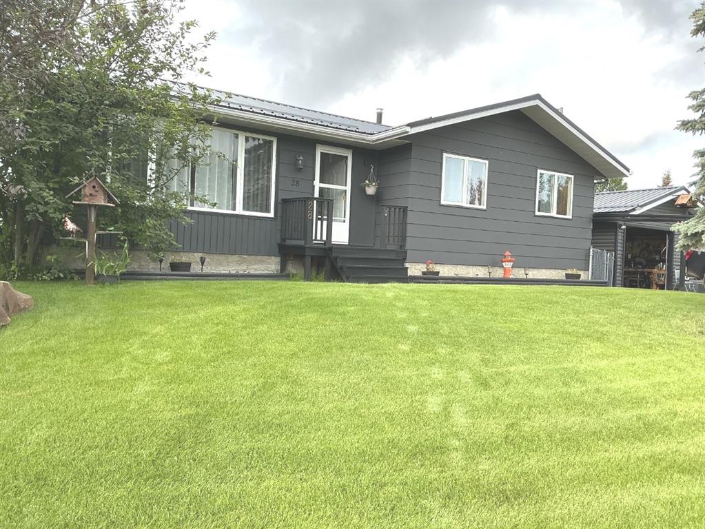 28 CENTENNIAL Crescent , A2337305, Alberta,
