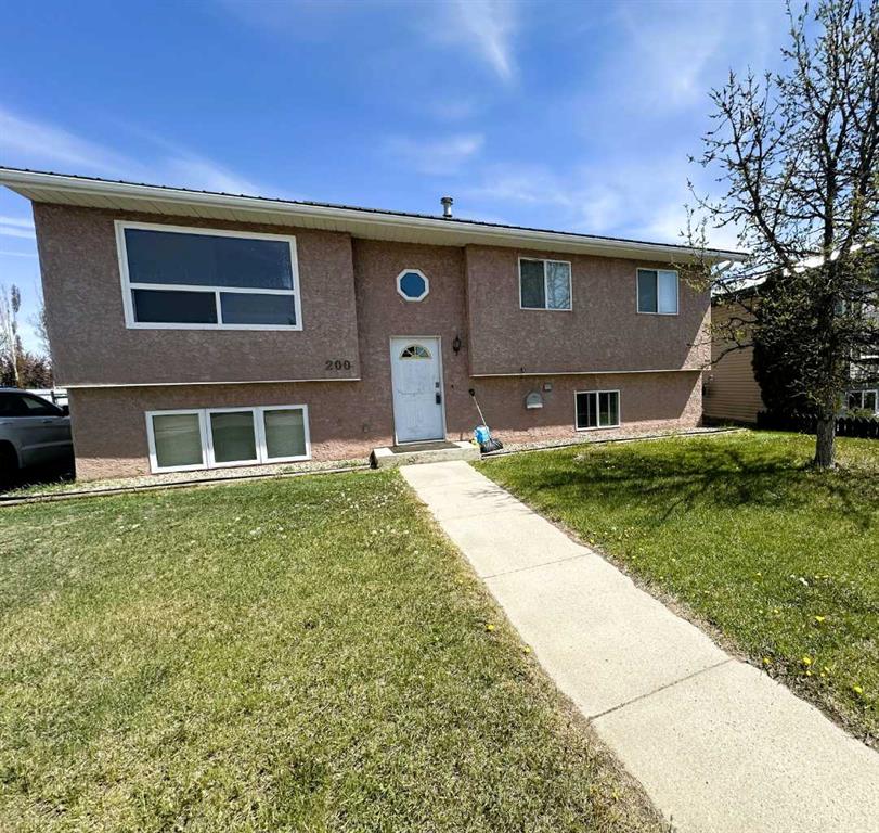 Third View of 200 Upland Boulevard W, Uplands, Brooks, Alberta, T1R 0R1