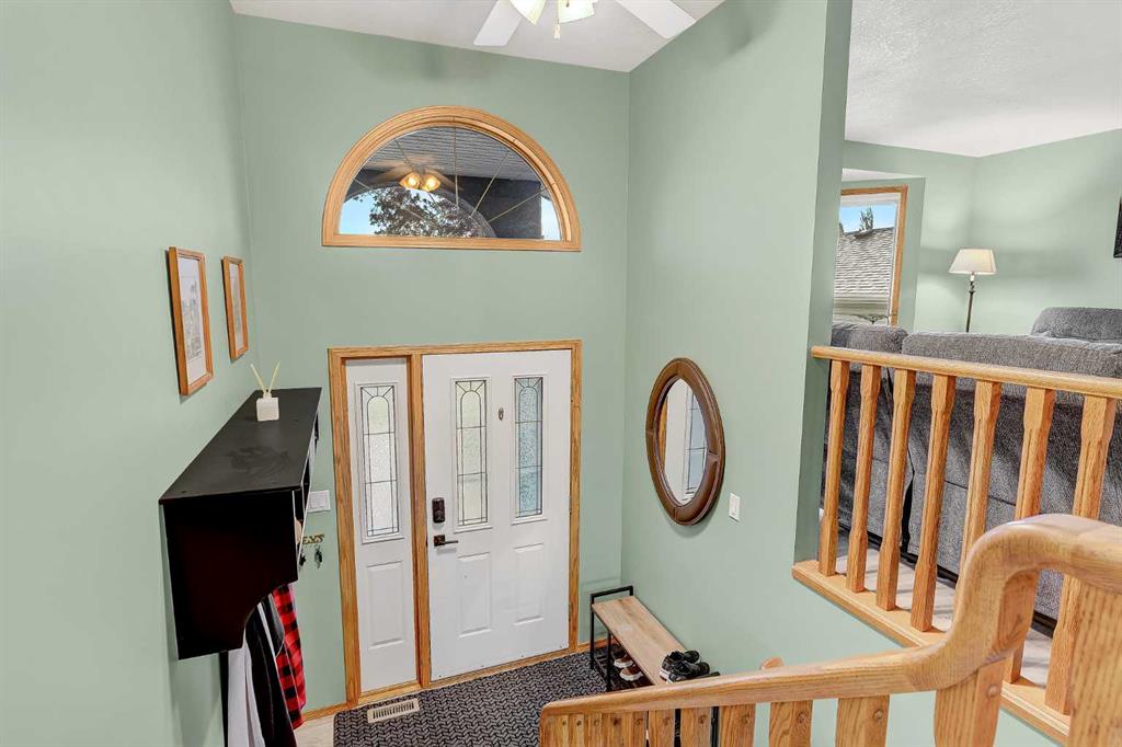 Third View of 8914 117 Avenue Avenue , Crystal Lake Estates, Grande Prairie, Alberta, T8X 1K2